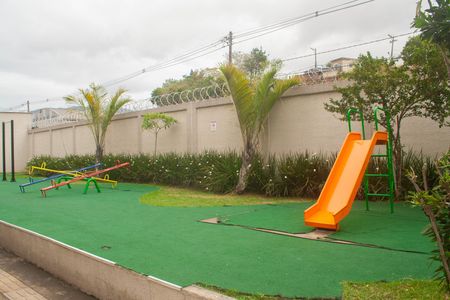 Apartamento para alugar com 139m², 2 quartos e sem vaga Apartamento para alugar com 139m², 2 quartos e sem vagaÁrea comum - Playground