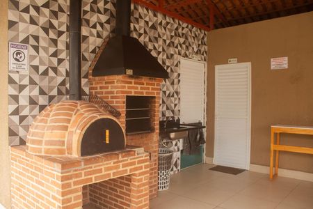 Apartamento para alugar com 139m², 2 quartos e sem vaga Apartamento para alugar com 139m², 2 quartos e sem vagaÁrea comum - Churrasqueira