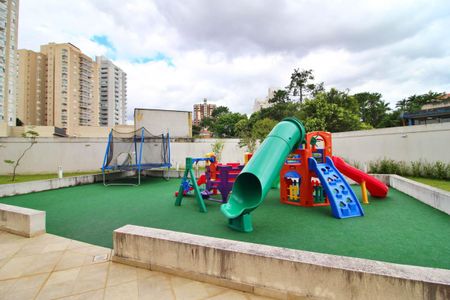 Apartamento à venda com 160m², 3 quartos e 3 vagas Apartamento à venda com 160m², 3 quartos e 3 vagasÁrea comum