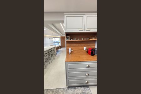 Apartamento à venda com 160m², 3 quartos e 3 vagas Apartamento à venda com 160m², 3 quartos e 3 vagasCozinha