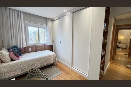 Apartamento à venda com 160m², 3 quartos e 3 vagas Apartamento à venda com 160m², 3 quartos e 3 vagasSuíte 2