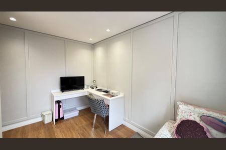 Apartamento à venda com 160m², 3 quartos e 3 vagas Apartamento à venda com 160m², 3 quartos e 3 vagasSuíte 2