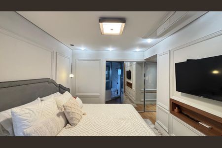 Apartamento à venda com 160m², 3 quartos e 3 vagas Apartamento à venda com 160m², 3 quartos e 3 vagasSuíte