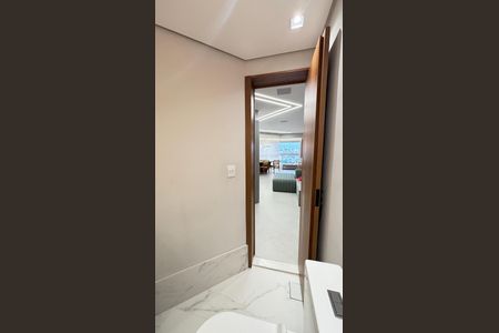 Apartamento à venda com 160m², 3 quartos e 3 vagas Apartamento à venda com 160m², 3 quartos e 3 vagasLavabo