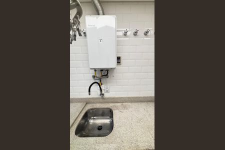 Apartamento à venda com 160m², 3 quartos e 3 vagas Apartamento à venda com 160m², 3 quartos e 3 vagasÁrea de Serviço