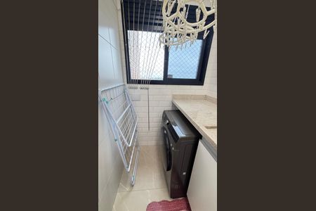 Apartamento à venda com 160m², 3 quartos e 3 vagas Apartamento à venda com 160m², 3 quartos e 3 vagasÁrea de Serviço