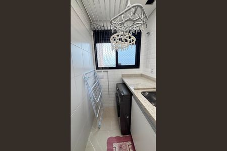 Apartamento à venda com 160m², 3 quartos e 3 vagas Apartamento à venda com 160m², 3 quartos e 3 vagasÁrea de Serviço