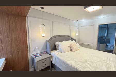 Apartamento à venda com 160m², 3 quartos e 3 vagas Apartamento à venda com 160m², 3 quartos e 3 vagasSuíte