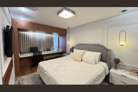 Apartamento à venda com 160m², 3 quartos e 3 vagas Apartamento à venda com 160m², 3 quartos e 3 vagasSuíte