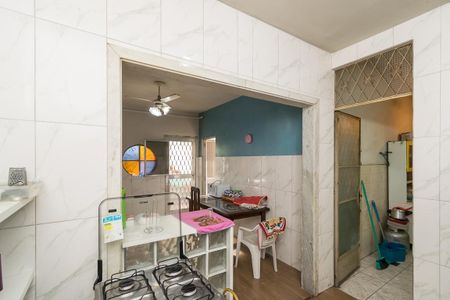 Casa à venda com 96m², 4 quartos e 2 vagasCozinha