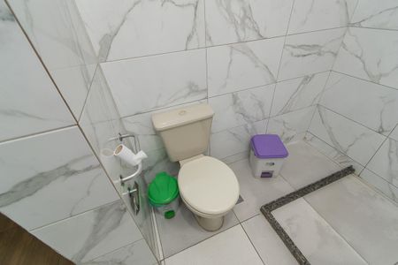 Casa à venda com 96m², 4 quartos e 2 vagasBanheiro Social