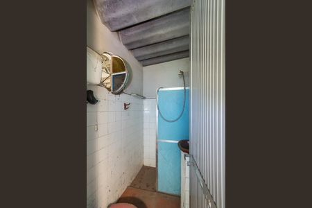 Casa à venda com 96m², 4 quartos e 2 vagasBanheiro da Suíte