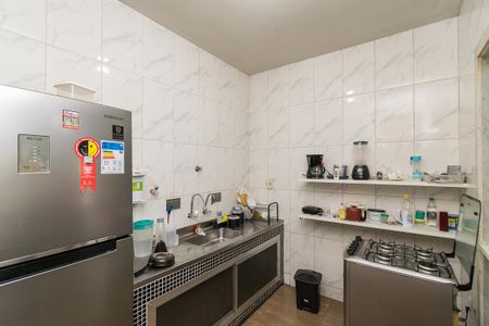 Casa à venda com 96m², 4 quartos e 2 vagasCozinha