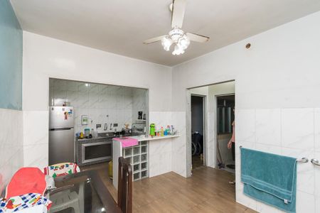 Casa à venda com 96m², 4 quartos e 2 vagasCopa