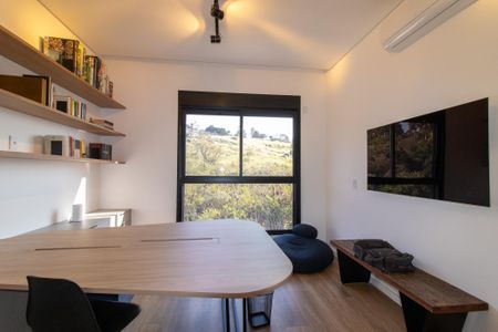 Casa de condomínio à venda com 215m², 3 quartos e 4 vagasSuite 3