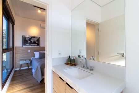 Casa de condomínio à venda com 215m², 3 quartos e 4 vagasBanheiro/Suite 1