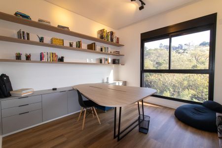 Casa de condomínio à venda com 215m², 3 quartos e 4 vagasSuite 3