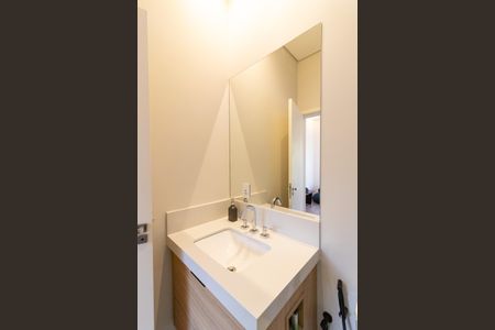 Casa de condomínio à venda com 215m², 3 quartos e 4 vagasBanheiro/Suite 3