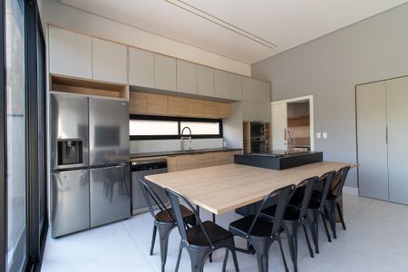 Casa de condomínio à venda com 215m², 3 quartos e 4 vagasCozinha