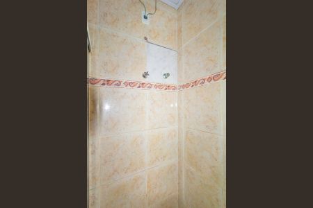 Casa à venda com 72m², 3 quartos e 2 vagasBanheiro Social