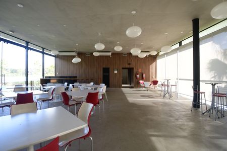 Casa de condomínio à venda com 350m², 3 quartos e 4 vagasÁrea comum - Salão de festas