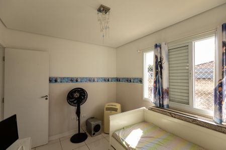 Casa de condomínio à venda com 144m², 3 quartos e 2 vagas Casa de condomínio à venda com 144m², 3 quartos e 2 vagasSuíte
