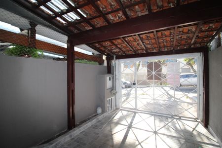 Casa à venda com 72m², 2 quartos e 1 vagaGaragem