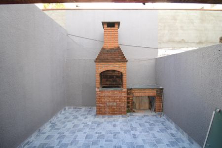 Casa à venda com 72m², 2 quartos e 1 vagaÁrea de Serviço