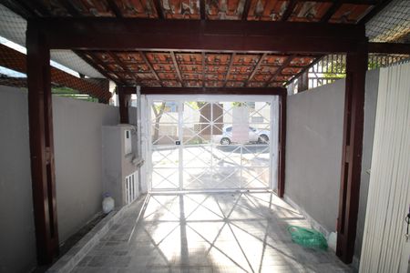 Casa à venda com 72m², 2 quartos e 1 vagaGaragem