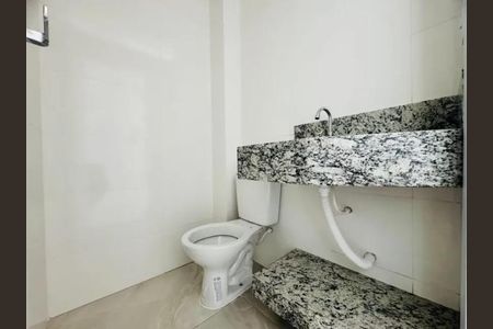 Casa à venda com 120m², 2 quartos e 2 vagas