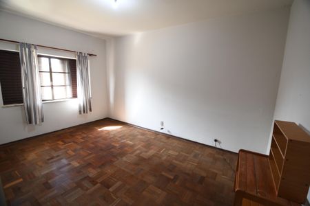Casa à venda com 245m², 5 quartos e 2 vagasQuarto 1