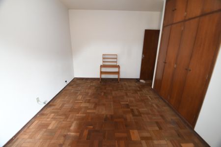 Casa à venda com 245m², 5 quartos e 2 vagasQuarto 1
