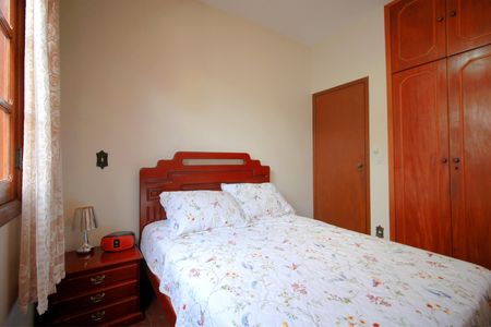 Casa para alugar com 420m², 5 quartos e 4 vagasQuarto 2