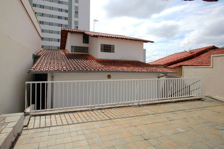 Casa para alugar com 420m², 5 quartos e 4 vagasQuintal