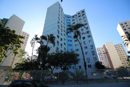 Apartamento à venda com 65m², 2 quartos e 1 vagaFachada