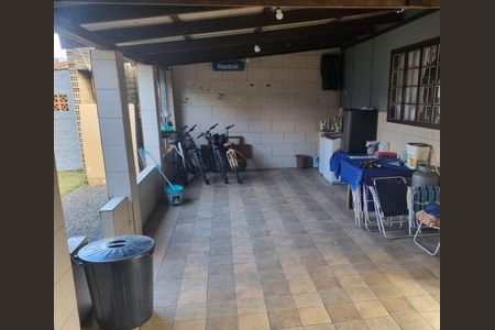 Casa à venda com 70m², 3 quartos e 4 vagas Casa à venda com 70m², 3 quartos e 4 vagasÁrea de Serviço