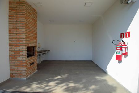 Apartamento para alugar com 50m², 2 quartos e 2 vagas Apartamento para alugar com 50m², 2 quartos e 2 vagasÁrea comum - Churrasqueira