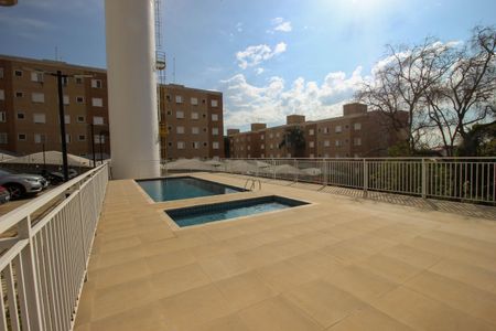 Apartamento para alugar com 50m², 2 quartos e 2 vagas Apartamento para alugar com 50m², 2 quartos e 2 vagasÁrea comum - Piscina