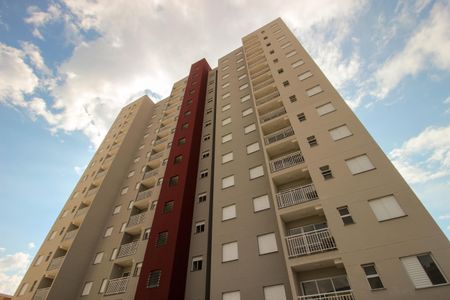 Apartamento para alugar com 50m², 2 quartos e 2 vagas Apartamento para alugar com 50m², 2 quartos e 2 vagasFachada