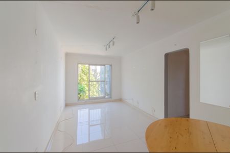Sala de apartamento à venda com 3 quartos, 80m² em Vila Monumento, São Paulo