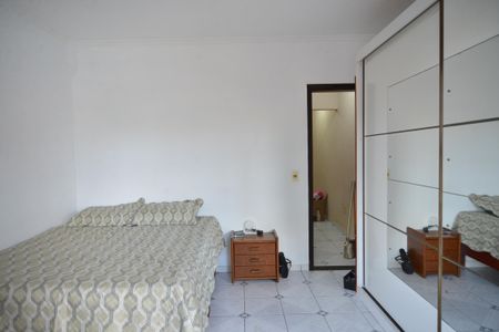 Casa à venda com 180m², 3 quartos e 2 vagasQuarto 1