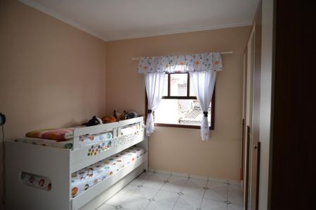 Casa à venda com 180m², 3 quartos e 2 vagasQuarto 2