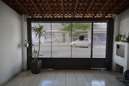 Casa à venda com 180m², 3 quartos e 2 vagasGaragem