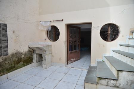 Casa à venda com 180m², 3 quartos e 2 vagasÁrea de Serviço