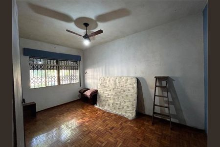Casa à venda com 298m², 5 quartos e 4 vagas