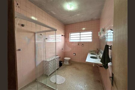 Casa à venda com 298m², 5 quartos e 4 vagas