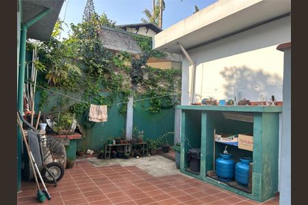 Casa à venda com 298m², 5 quartos e 4 vagas