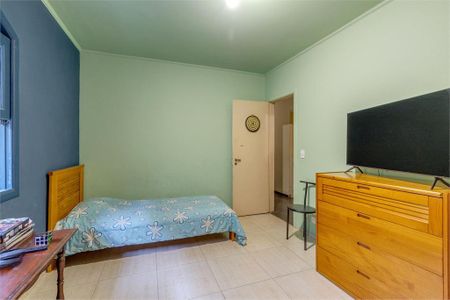Casa à venda com 329m², 4 quartos e 3 vagas