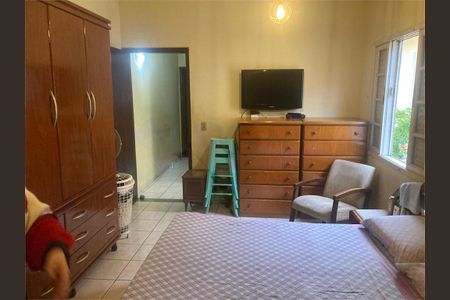 Casa à venda com 155m², 2 quartos e 2 vagas