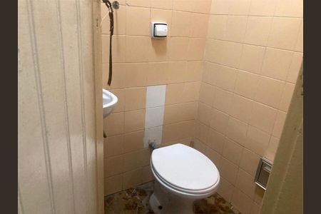 Casa à venda com 155m², 2 quartos e 2 vagas